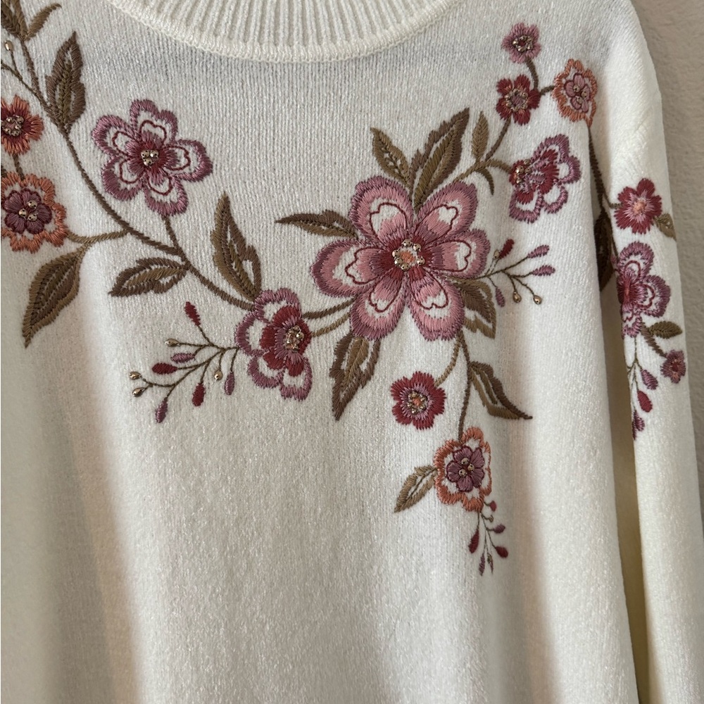 Telluride Floral Embroidered White Chenille Sweater 3x - Picture 6 of 9